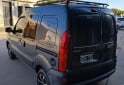 Utilitarios - Renault Kangoo 2015 GNC 150000Km - En Venta