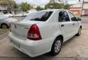 Autos - Toyota Etios 2023 GNC 180000Km - En Venta