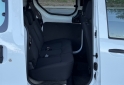 Utilitarios - Renault Kangoo adaptada 2025 GNC 46500Km - En Venta