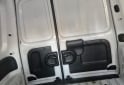 Utilitarios - Renault Kangoo 2015 GNC 163000Km - En Venta