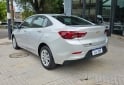 Autos - Fiat ONIX PLUS LT TECH ON STAR 2020 Nafta 90000Km - En Venta