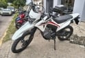 Motos - Honda XR300 TORNADO 2025 Nafta 7000Km - En Venta