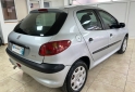 Autos - Peugeot 206 CONECTIVE 2010 Nafta 145000Km - En Venta