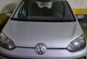 Autos - Volkswagen 2015 UP high 2015 Nafta 121500Km - En Venta
