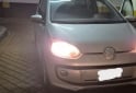 Autos - Volkswagen 2015 UP high 2015 Nafta 121500Km - En Venta