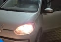 Autos - Volkswagen 2015 UP high 2015 Nafta 121500Km - En Venta