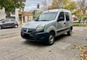 Utilitarios - Renault kangoo 2015 GNC 129000Km - En Venta