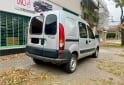 Utilitarios - Renault kangoo 2015 GNC 129000Km - En Venta
