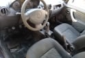 Autos - Renault Logan 2013 Nafta 220000Km - En Venta