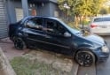 Autos - Renault Logan 2013 Nafta 220000Km - En Venta