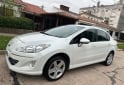 Autos - Peugeot 408 allure plus 2015 Diesel 135000Km - En Venta