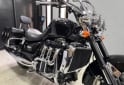 Motos - Triumph ROCKET III ROADSTER 2011 Nafta 22000Km - En Venta