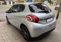 Autos - Peugeot 208 Feline 2014 Nafta 70000Km - En Venta