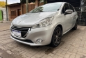 Autos - Peugeot 208 Feline 2014 Nafta 70000Km - En Venta