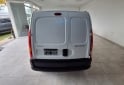 Utilitarios - Renault KANGOO FURGON 2015 Nafta 82000Km - En Venta