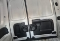 Utilitarios - Renault Kangoo 2015 GNC 163000Km - En Venta