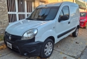 Utilitarios - Renault Kangoo 2015 GNC 163000Km - En Venta