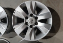 Accesorios para Autos - Llantas 17 Toyota Hilux SRV Originales Excelentes. $1.250.000 las 4. NO BAJO PRECIO - En Venta