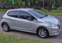 Autos - Peugeot 208 touchscreen 1.5 titul 2014 Nafta 120000Km - En Venta