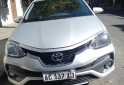 Autos - Toyota Etios Platinum 2018 Nafta 120000Km - En Venta