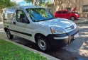 Utilitarios - Peugeot Partner hdi 1ra mano perm 2021 Diesel 122000Km - En Venta