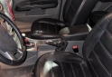 Autos - Ford Focus Ghia EXE 2011 Nafta 200000Km - En Venta