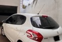 Autos - Peugeot 208 Allure 2014 Nafta 107400Km - En Venta