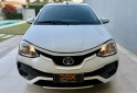 Autos - Toyota Etios 2018 Nafta 80000Km - En Venta