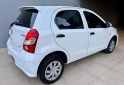 Autos - Toyota Etios 2018 Nafta 80000Km - En Venta