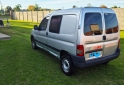 Utilitarios - Peugeot Partner 1.6 HDI 2011 Diesel 250000Km - En Venta
