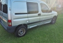 Utilitarios - Peugeot Partner 1.6 HDI 2011 Diesel 250000Km - En Venta