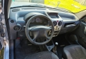 Utilitarios - Peugeot Partner 1.6 HDI 2011 Diesel 250000Km - En Venta