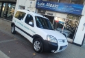 Utilitarios - Peugeot Partner Patagonica 2018 GNC 80000Km - En Venta