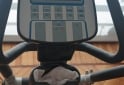Deportes - Dueño vende caminador elíptico profesional hasta 140 kg - En Venta