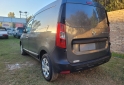 Utilitarios - Renault Kangoo 2023 Nafta 140000Km - En Venta