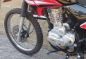 Motos - Corven TRIAX R3 150CC 2025 Nafta 7301Km - En Venta