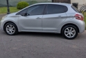 Autos - Peugeot 208 touchscreen 1.5 titul 2014 Nafta 120000Km - En Venta