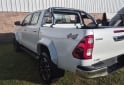 Camionetas - Toyota HILUX SRX 2.8 4X4 AL 2025 Diesel 6400Km - En Venta