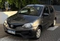 Autos - Toyota ETIOS 2021 Nafta 80000Km - En Venta