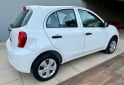 Autos - Nissan March 2017 Nafta 80000Km - En Venta
