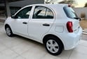 Autos - Nissan March 2017 Nafta 80000Km - En Venta