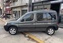 Utilitarios - Peugeot Partner hdi 1.6 patagonic 2010 Diesel 111111Km - En Venta