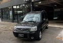 Utilitarios - Peugeot Parnet Patagonica 2015 Diesel 200000Km - En Venta