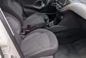 Autos - Peugeot 208 Allure 2017 Nafta 92000Km - En Venta