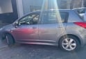 Autos - Nissan Tiida 2014 Nafta 230000Km - En Venta