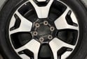 Accesorios para Autos - Juego 4 Llantas Hilux Srx a�o 19/21 con cubiertas - En Venta