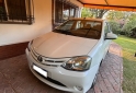 Autos - Toyota Etios xls 4 p 2017 Nafta 60000Km - En Venta