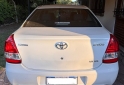Autos - Toyota Etios xls 4 p 2017 Nafta 60000Km - En Venta