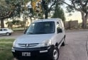 Utilitarios - Peugeot Partner 2012 Nafta 180000Km - En Venta
