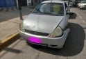 Autos - Ford Plus tattoo 2004 Nafta 206000Km - En Venta